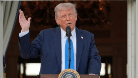 Donald Trump: ഡോണാൾഡ് ട്രംപിന് ഡിമെൻഷ്യ? ലക്ഷണങ്ങൾ കാണിക്കുന്നതായി കുടുംബാംഗം Donald Trump: ഡോണാൾഡ് ട്രംപിന് ഡിമെൻഷ്യ? ലക്ഷണങ്ങൾ കാണിക്കുന്നതായി കുടുംബാംഗം...