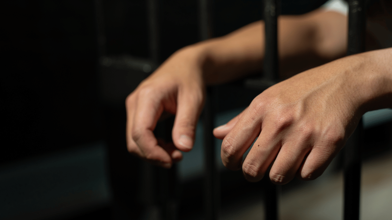 Murder Attempt: ബസ്റ്റോപ്പിലേക്ക് പാഞ്ഞുകയറി ബസ്, മൂന്നു സ്ത്രീകൾക്ക് പരിക്ക്; ഡ്രൈവര്ക്കെതിരെ വധശ്രമത്തിന് കേസ് Murder Attempt: ബസ്റ്റോപ്പിലേക്ക് പാഞ്ഞുകയറി ബസ്, മൂന്നു സ്ത്രീകൾക്ക് പരിക്ക്; ഡ്രൈവര്ക്കെതിരെ വധശ്രമത്തിന് കേസ്