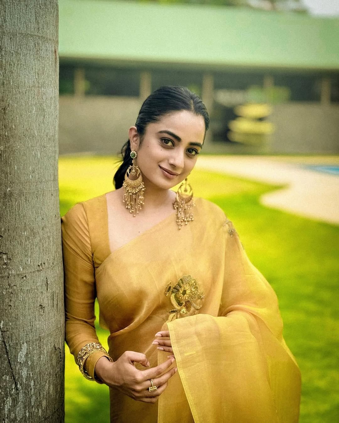 ആത്മാര്ഥമായി പറയുകയാണെങ്കില് വിവാഹമെന്നത് ജീവിതത്തിലെ നിര്ണായക തീരുമാനങ്ങളിലൊന്നാണ്. നിങ്ങള് വിവാഹം കഴിക്കാന് തിരഞ്ഞെടുക്കുന്നയാള് തീര്ച്ചയായും നിങ്ങളുടെ ജീവിതത്തിന്റെ രൂപീകരണത്തെ സ്വാധീനിക്കും.