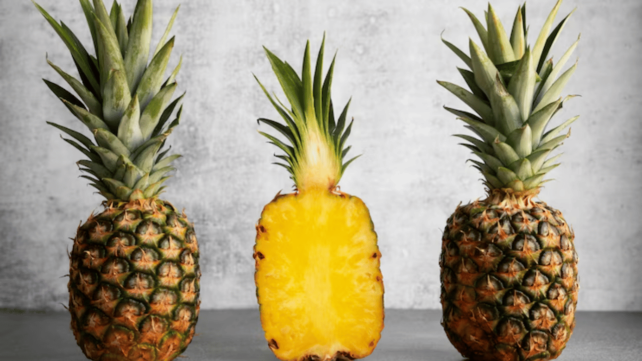 പൈനാപ്പിൾ ജ്യൂസ് കുടിക്കുന്നത് ശരീരഭാരം, ബിഎംഐ, കൊഴുപ്പ് അടിഞ്ഞു കൂടുന്നത്, കരളിലെ കൊഴുപ്പിന്റെ അടിഞ്ഞു കൂടുന്നത്, കരളിലെ കൊഴുപ്പിന്റെ അളവ് ഇവയെല്ലാം കുറയ്ക്കുമെന്നും പറയപ്പെടുന്നു.
