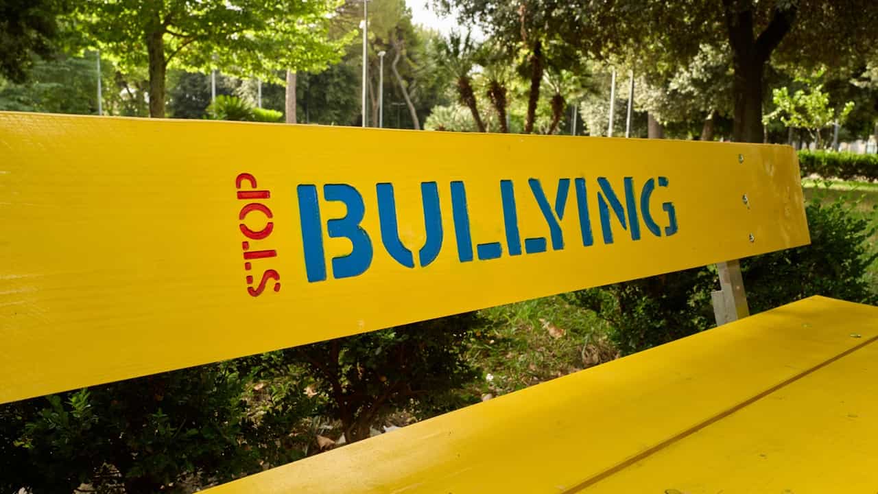 Sreekrishnapuram ST Dominic School Controversy: 14കാരിയുടെ ആത്മഹത്യയില്‍ പ്രതിഷേധമിരമ്പുന്നു; സെന്റ് ഡൊമിനിക് സ്‌കൂള്‍ മാനേജ്‌മെന്റിനെതിരെ ഗുരുതര ആരോപണവുമായി മുന്‍ അധ്യാപിക