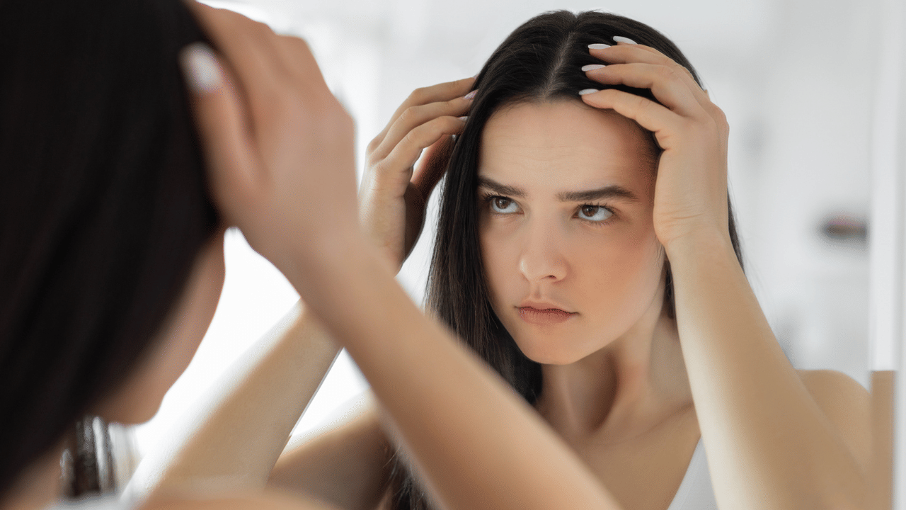Monsoon hair loss: മഴക്കാലത്ത് മുടികൊഴിയുന്നുണ്ടോ? പരിഹാരം ഇവിടുണ്ട്