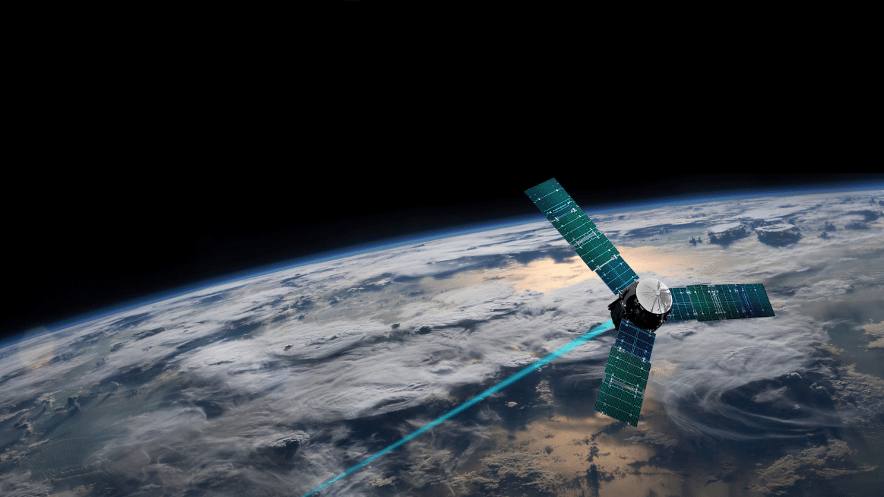 ഏറ്റവും പ്രായം കുറഞ്ഞ നക്ഷത്രമാണ് ഈ കുഞ്ഞന്. ഈ ഗ്രഹത്തിന് 11 ദശലക്ഷം പഴക്കമുണ്ടെന്നാണ് നേരത്തെ വന്ന റിപ്പോര്ട്ടുകള്. എക്സ് റേ കിരണങ്ങള് ഈ ഗ്രഹത്തെ നിരന്തര നിരീക്ഷണങ്ങള്ക്കും പരീക്ഷണങ്ങള്ക്കും വിധേയമാക്കുന്നതിനാല് ഏകദേശം ഒരു ബില്യണ് വര്ഷങ്ങള്ക്കുള്ളില് ഗ്രഹം പൂര്ണമായും അപ്രത്യക്ഷമാകുമെന്നാണ് ഗവേഷക സംഘം പറയുന്നത്.
