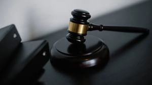 UAE: 13 വർഷത്തെ വാർഷികാവധി എടുത്തില്ല; ജീവനക്കാരന് 59,000 ദിർഹം നഷ്ടപരിഹാരം നൽകണമെന്ന് കോടതി