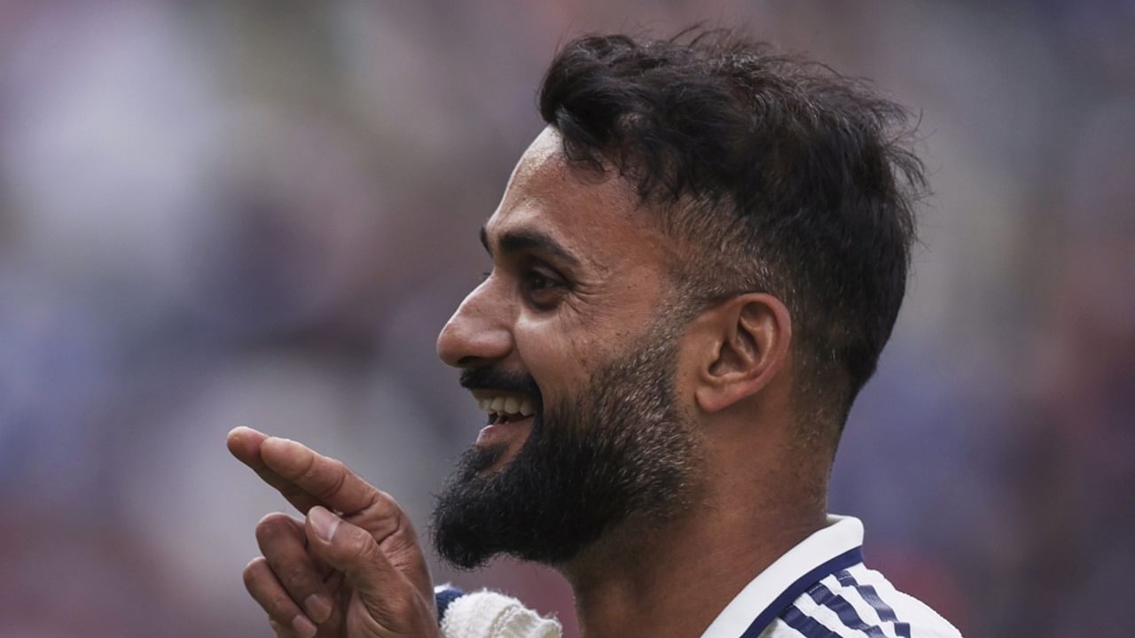 തങ്ങള് അവള്ക്കൊപ്പമുണ്ട്. എപ്പോഴും സഹോദരിയെക്കുറിച്ചായിരുന്നു ചിന്ത. അവള് സന്തോഷിക്കണമെന്നായിരുന്നു ആഗ്രഹമെന്നും ആകാശ് ദീപ് വെളിപ്പെടുത്തി.