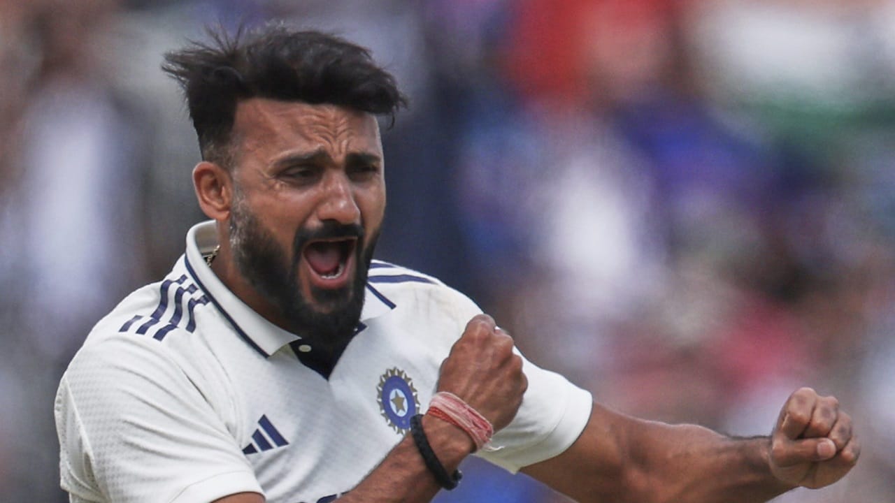 രണ്ട് മാസം മുമ്പാണ് രോഗം സ്ഥിരീകരിച്ചത്. ഇപ്പോള്‍ സഹോദരിക്ക് കുഴപ്പമില്ല. തന്റെ പ്രകടനത്തില്‍ സഹോദരി സന്തോഷിക്കും. രണ്ട് മാസം അവര്‍ വളരെയധികം കഷ്ടപ്പെട്ടെന്നും ആകാശ് ദീപ് പറഞ്ഞു.