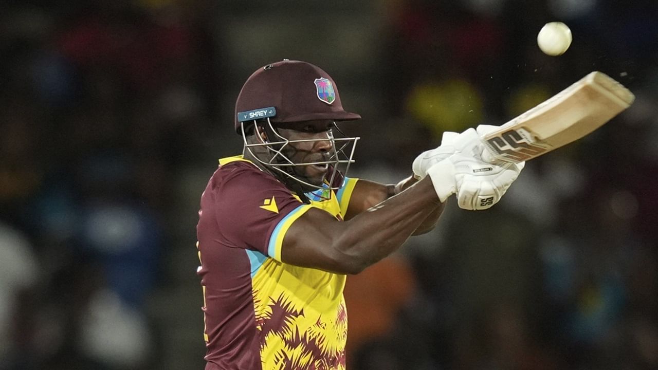 2019 മുതല്‍ താരം ടി20യിലാണ് കൂടുതല്‍ ശ്രദ്ധ കേന്ദ്രീകരിച്ചിരുന്നത്. വെസ്റ്റ് ഇൻഡീസിനു വേണ്ടി 84 ടി20 മത്സരങ്ങൾ കളിച്ചു. 22.00 ശരാശരിയിൽ 1,078 റൺസാണ് ഈ 37കാരന്‍ നേടിയത്. 61 വിക്കറ്റുകളും അദ്ദേഹം നേടി  (Image Credits: PTI)
