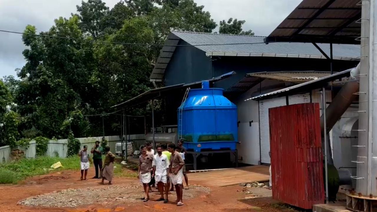 Areekode Waste Treatment Unit: അരീക്കോട് മാലിന്യ സംസ്‌കരണ യൂണിറ്റില്‍ അപകടം; മൂന്നുപേര്‍ക്ക് ദാരുണാന്ത്യം