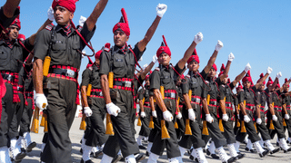 Karkidaka vavu 2025: ഇന്ന് കര്‍ക്കിടക വാവ്; സംസ്ഥാനത്തെ വിദ്യാഭ്യാസ സ്ഥാപനങ്ങള്‍ക്കും ഓഫീസുകള്‍ക്കും അവധി