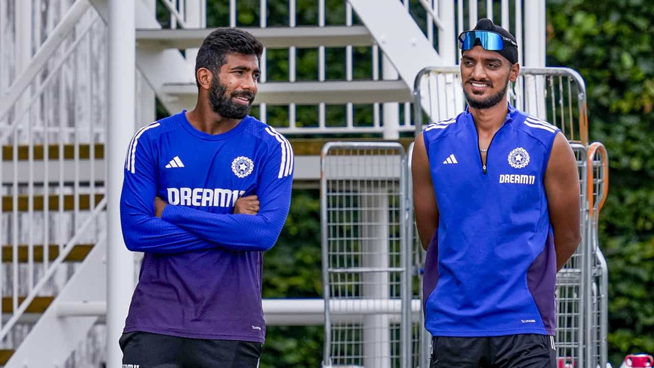 India vs England: ബുംറ കളിച്ചില്ലെങ്കിലും സീനില്ല; മാഞ്ചസ്റ്ററില് ബദല് മാര്ഗം നിര്ദ്ദേശിച്ച് രഹാനെ India vs England: ബുംറ കളിച്ചില്ലെങ്കിലും സീനില്ല; മാഞ്ചസ്റ്ററില് ബദല് മാര്ഗം നിര്ദ്ദേശിച്ച് രഹാനെ
