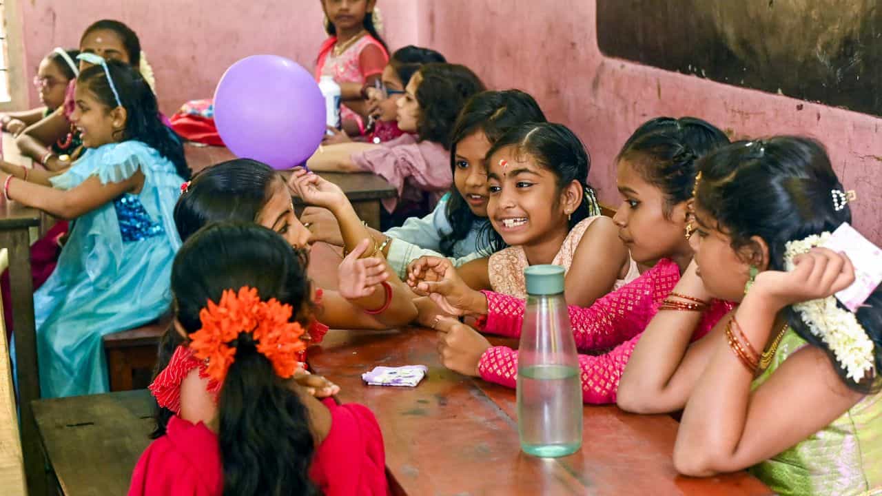 Onam School Holidays: ഓഗസ്റ്റ് 29 മുതല്‍ അവധി; ഓണം കഴിഞ്ഞ് വീട്ടിലിരിക്കാന്‍ നേരമില്ല, നേരെ സ്‌കൂളിലേക്ക്