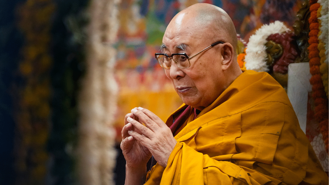 Dalai Lama net worth: ആത്മീയാചാര്യൻ, ആസ്തി 1000 കോടിയിലധികം? ദലൈലാമയുടെ സ്വത്ത് വിവരങ്ങൾ…. Dalai Lama net worth: ആത്മീയാചാര്യൻ, ആസ്തി 1000 കോടിയിലധികം? ദലൈലാമയുടെ സ്വത്ത് വിവരങ്ങൾ….