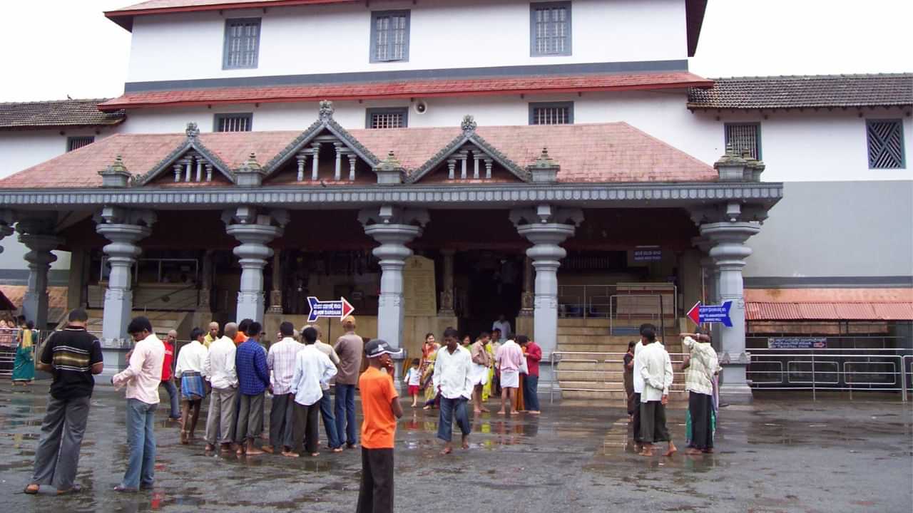 Dharmasthala: 800 വര്‍ഷത്തെ പഴക്കമുള്ള ധര്‍മസ്ഥല ക്ഷേത്രം; കുടിയിരിക്കുന്നത് ഈ ദേവന്മാര്‍