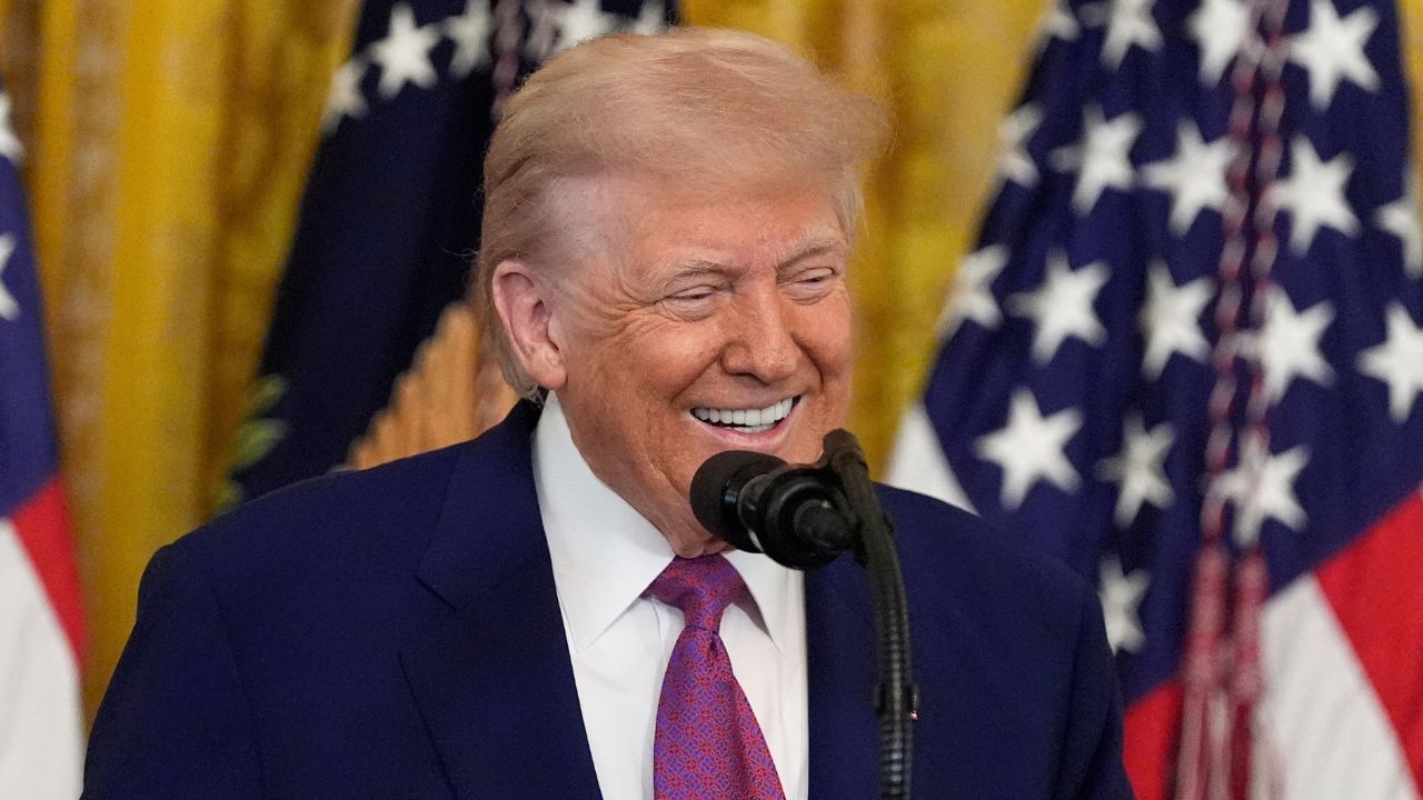 Donald Trump: ഇന്ത്യ-പാകിസ്ഥാന്‍ സംഘര്‍ഷത്തിനിടെ അഞ്ച് ജെറ്റുകള്‍ വെടിവെച്ചിട്ടു; അവകാശവാദവുമായി ഡൊണാള്‍ഡ് ട്രംപ്