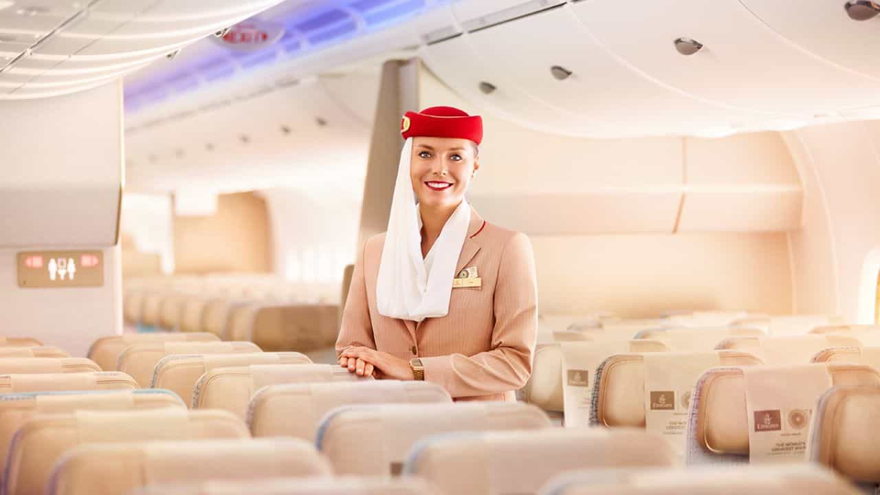 Emirates Airlines Recruitment 2025: എമിറേറ്റ്സ് എയർലൈനിൽ തൊഴിലവസരങ്ങൾ; ശമ്പളം ഒരു ലക്ഷത്തിന് മുകളിൽ, ആർക്കൊക്കെ അപേക്ഷിക്കാം?