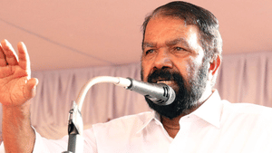 Kollam Student Shock Death: എച്ച്എമ്മിനും പ്രിന്‍സിപ്പലിനും എന്താണ് ജോലി? വൈദ്യുതി ലൈന്‍ കാണുന്നതല്ലേ?; സ്‌കൂളിനെതിരെ വിദ്യാഭ്യാസമന്ത്രി