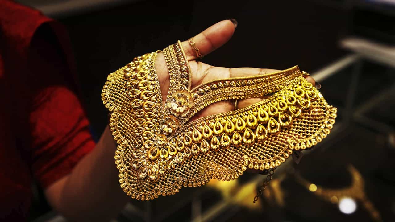 Kerala Gold Rate: സ്വര്‍ണവിലയില്‍ ഞെട്ടിക്കുന്ന വര്‍ധനവ്, വിനയായത് യുഎസിന്റെ തീരുവപ്പോരോ?