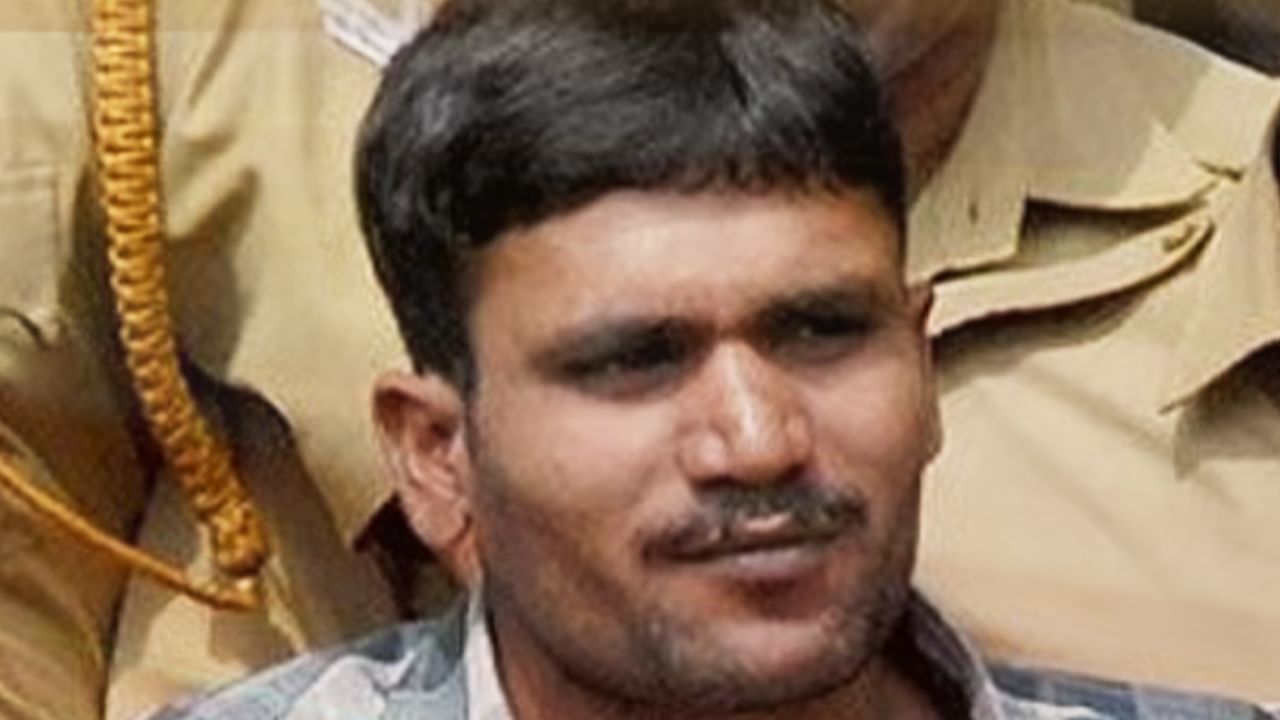 Govindachami: സൗമ്യ വധക്കേസ് പ്രതി ഗോവിന്ദച്ചാമി ജയിൽ ചാടി; വ്യാപക തിരച്ചിൽ ആരംഭിച്ച് പോലീസ്