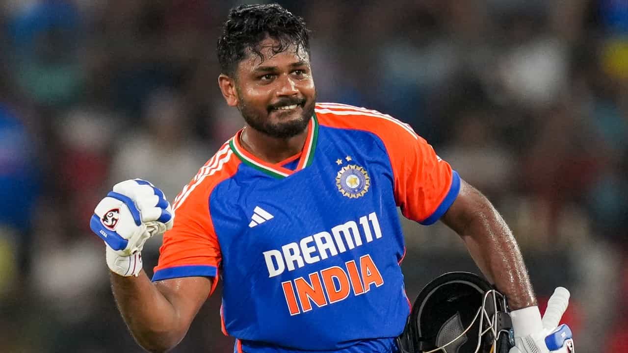 Sanju Samson: ഇന്ത്യൻ ജഴ്സിയിൽ സഞ്ജുവിൻ്റെ തിരിച്ചുവരവ് വൈകും; ബംഗ്ലാദേശ് പര്യടനം മാറ്റിവച്ചതായി ക്രിക്കറ്റ് ബോർഡുകൾ Sanju Samson: ഇന്ത്യൻ ജഴ്സിയിൽ സഞ്ജുവിൻ്റെ തിരിച്ചുവരവ് വൈകും; ബംഗ്ലാദേശ് പര്യടനം മാറ്റിവച്ചതായി ക്രിക്കറ്റ് ബോർഡുകൾ