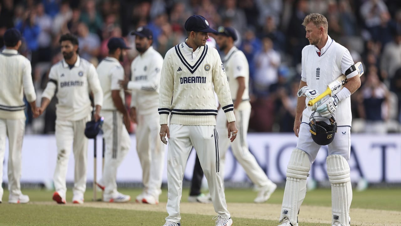 ഇംഗ്ലണ്ടിനെതിരെ നാളെ ആരംഭിക്കുന്ന രണ്ടാം ടെസ്റ്റില്‍ ജയിച്ചാല്‍ ഇന്ത്യന്‍ ടീമിനെ കാത്തിരിക്കുന്നത് ചരിത്രനേട്ടം. രണ്ടാം മത്സരം നടക്കുന്ന എഡ്ജ്ബാസ്റ്റണില്‍ ഇതുവരെ ഇന്ത്യ ജയിച്ചിട്ടില്ലെന്നതാണ് ചരിത്രസത്യം (Image Credits: PTI)