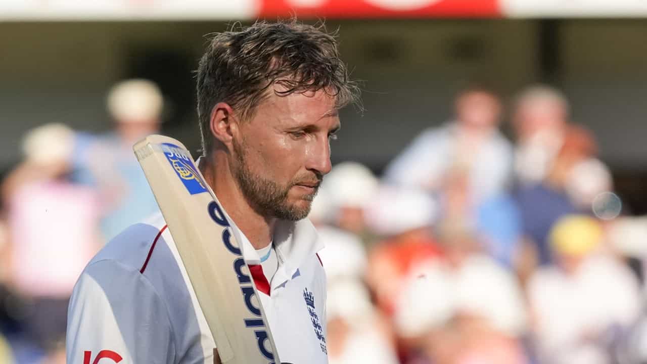 India vs England: ലോര്ഡ്സില് റൂട്ടുറച്ചു, രണ്ടാം ദിനം തിരിച്ചടിക്കാന് ഇന്ത്യ India vs England: ലോര്ഡ്സില് റൂട്ടുറച്ചു, രണ്ടാം ദിനം തിരിച്ചടിക്കാന് ഇന്ത്യ