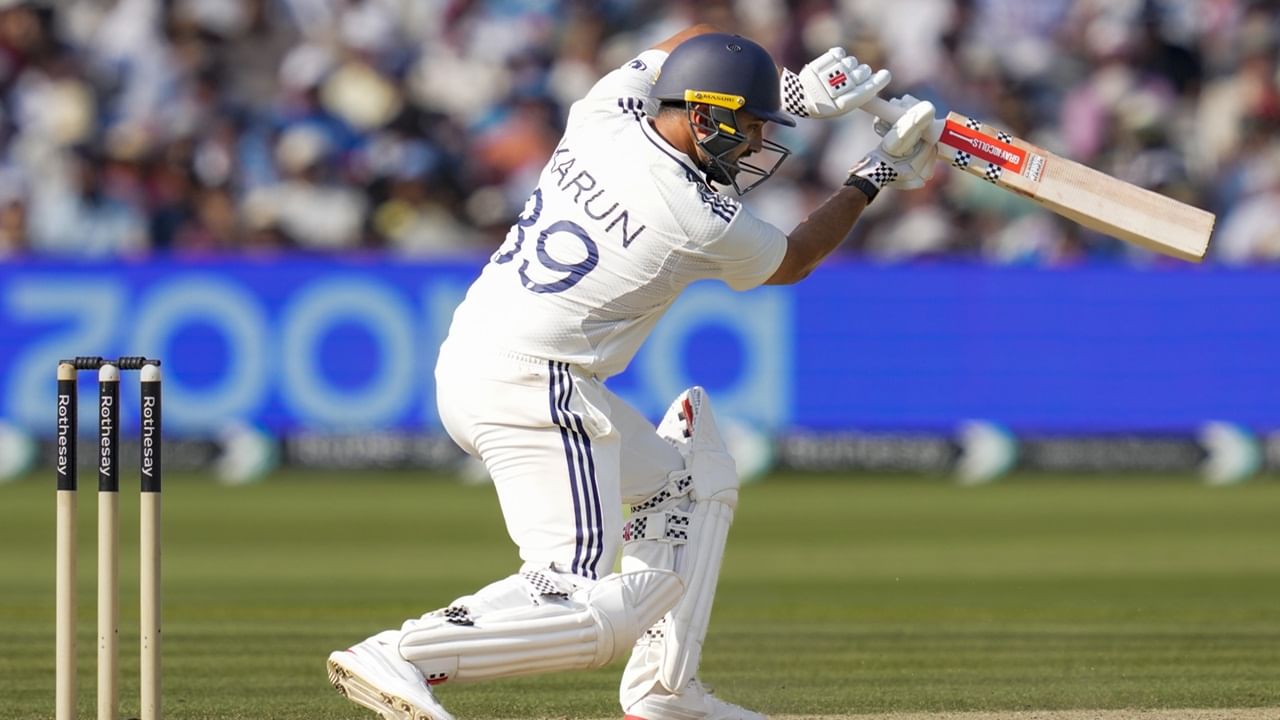 തന്റെ യൂട്യൂബ് ചാനലില്‍ സംസാരിക്കുകയായിരുന്നു പദ്ധതി. റണ്‍സുകള്‍ കണ്ടെത്തുന്നതില്‍ പരാജയപ്പെട്ടെങ്കിലും കരുണ്‍ നന്നായി ബാറ്റ് ചെയ്‌തെന്ന് പത്താന്‍ പറഞ്ഞു. കരുണിന് വീണ്ടും അവസരം നല്‍കുമോയെന്ന ചോദ്യവും അദ്ദേഹം ഉന്നയിച്ചു (Image Credits: PTI)