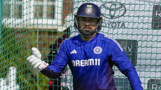 Lotus blooms in Kashmir: 30 വർഷത്തിനുശേഷം കശ്മീരിലെ വുളൻ തടാകത്തിൽ താമരക്കാലം