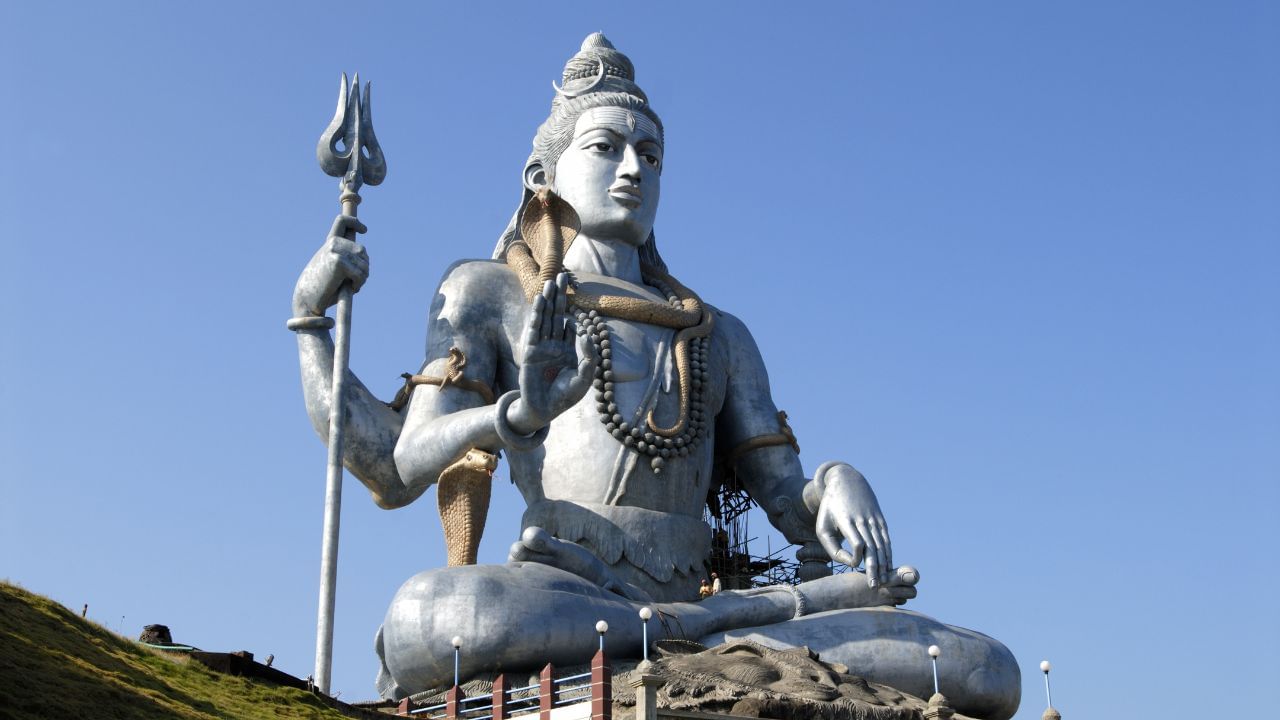 Ramayana Masam 2025: കര്‍ക്കടക മാസത്തില്‍ ശിവക്ഷേത്രത്തില്‍ പോകണം, ഈ വഴിപാട് ചെയ്യുകയും വേണം