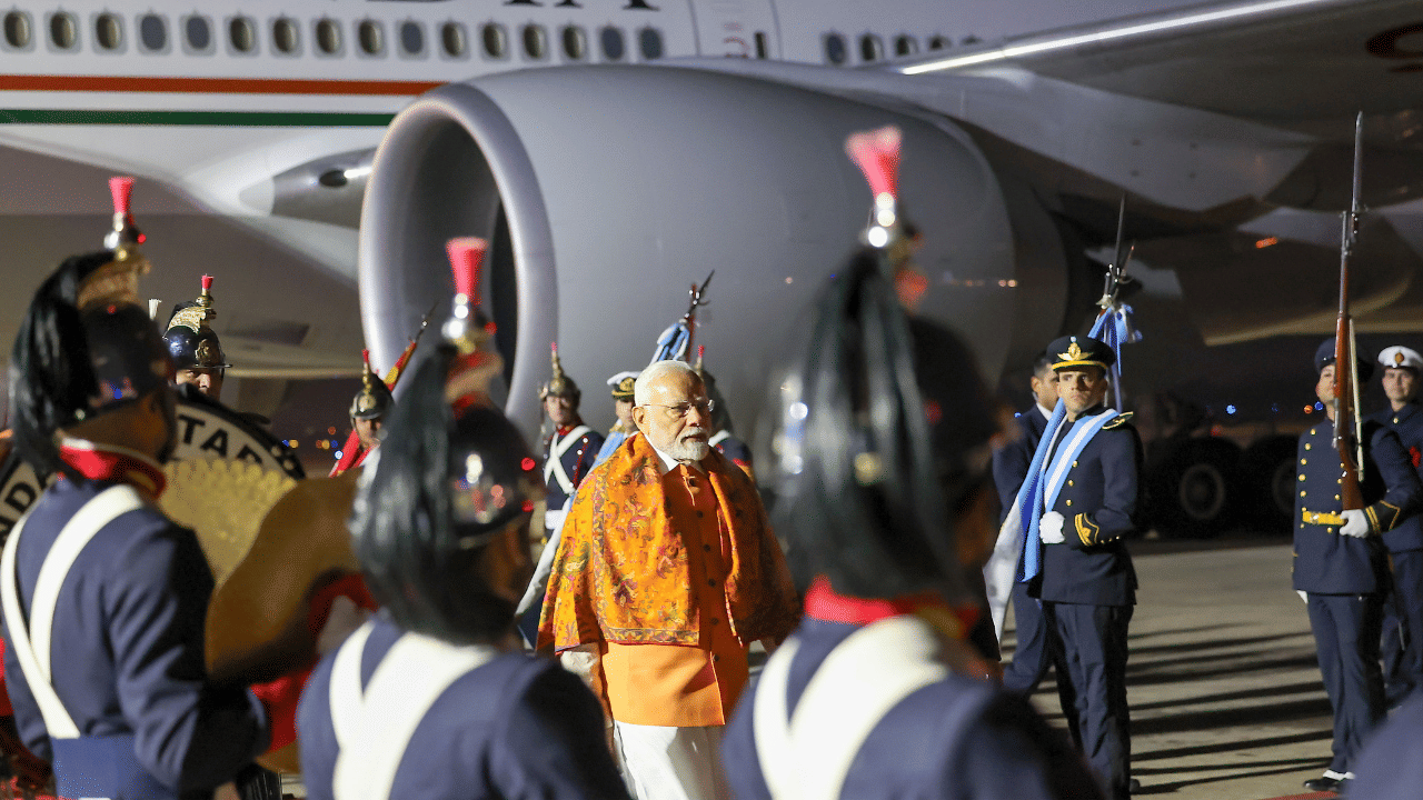 Narendra Modi Argentina Visit: 57 വർഷത്തിനിടെ ഇതാദ്യം; പ്രധാനമന്ത്രി നരേന്ദ്ര മോദി അർജന്റീനയിൽ, ഗംഭീര സ്വീകരണം