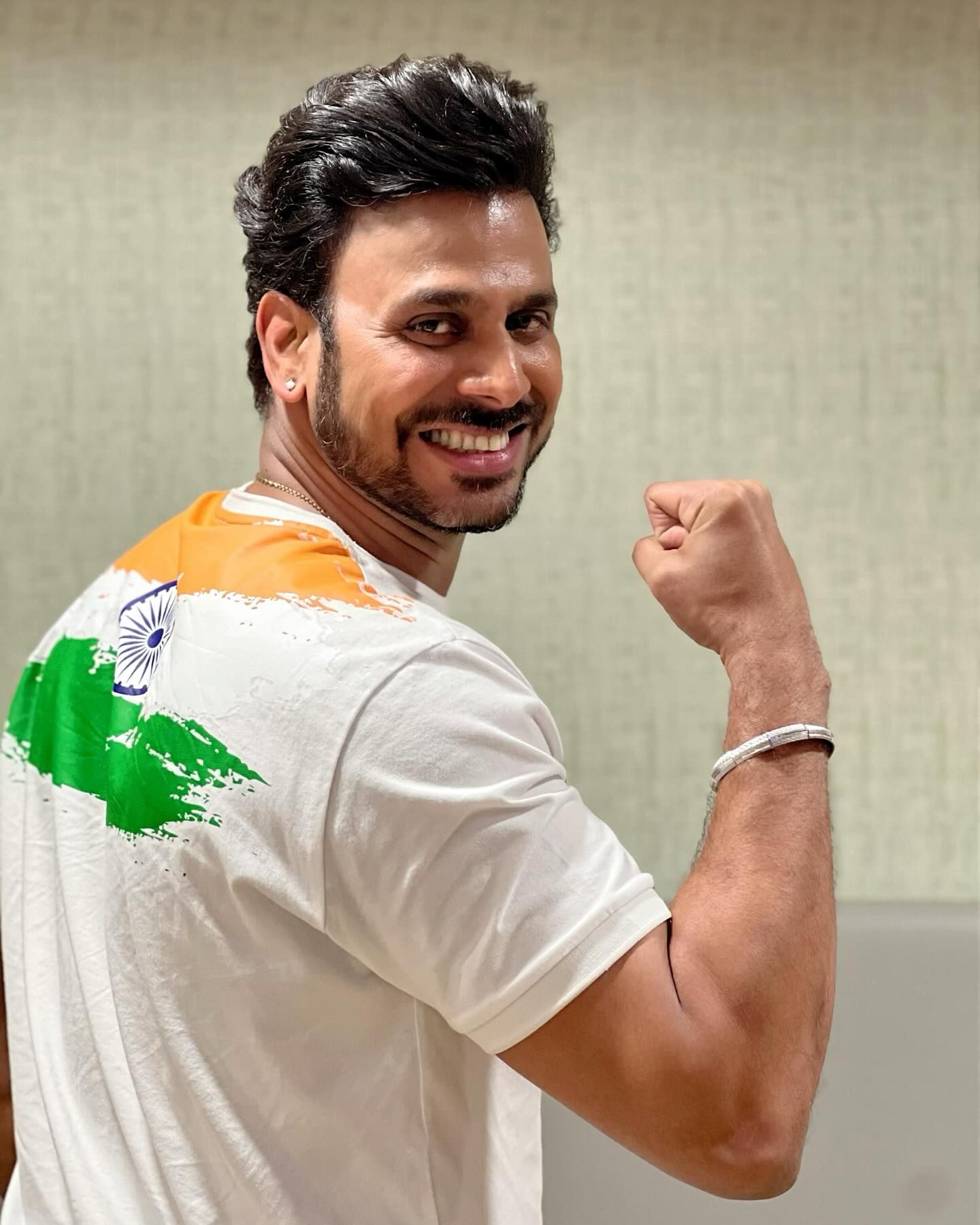 ഏഷ്യാ കപ്പിലെ ഇന്ത്യ - പാകിസ്താൻ മത്സരത്തിനെതിരെ മുൻ ക്രിക്കറ്ററും പശ്ചിമ ബംഗാൾ മന്ത്രിയുമായ മനോജ് തിവാരി. ഓപ്പറേഷൻ സിന്ദൂർ ഇപ്പോഴും നടക്കുകയാണെന്നാണല്ലോ പ്രധാനമന്ത്രി പറയുന്നത്. എന്നിട്ടും മത്സരം നടത്താൻ എങ്ങനെയാണ് കഴിയുക എന്നും അദ്ദേഹം ചോദിച്ചു. (Manoj Tiwary X)
