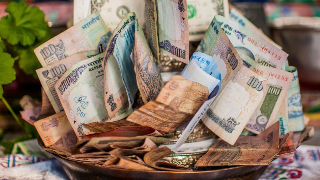 Money: വീട്ടില്‍ സൂക്ഷിക്കാവുന്ന പണത്തിന് പരിധിയുണ്ടോ? ശ്രദ്ധിക്കേണ്ടത് എന്തെല്ലാം