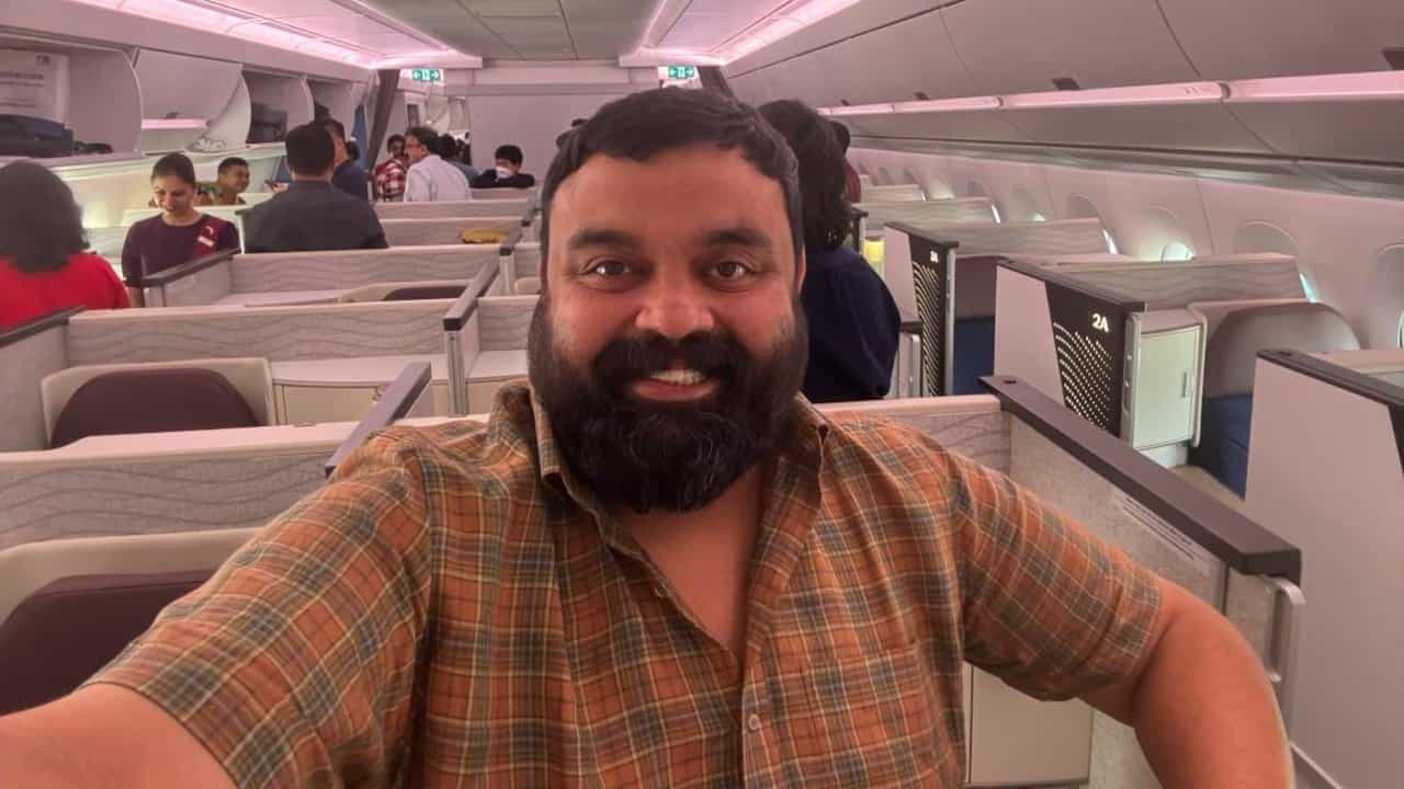 Mrinal Das: ഒരാഴ്ച റെസ്റ്റോറൻ്റിൽ നിന്ന് ഈച്ചയെ കണ്ടുപിടിക്കൂ; ശമ്പളം നിങ്ങൾക്ക് തീരുമാനിക്കാം: വെല്ലുവിളിച്ച് മൃണാൾ ദാസ് Mrinal Das: ഒരാഴ്ച റെസ്റ്റോറൻ്റിൽ നിന്ന് ഈച്ചയെ കണ്ടുപിടിക്കൂ; ശമ്പളം നിങ്ങൾക്ക് തീരുമാനിക്കാം: വെല്ലുവിളിച്ച് മൃണാൾ ദാസ്