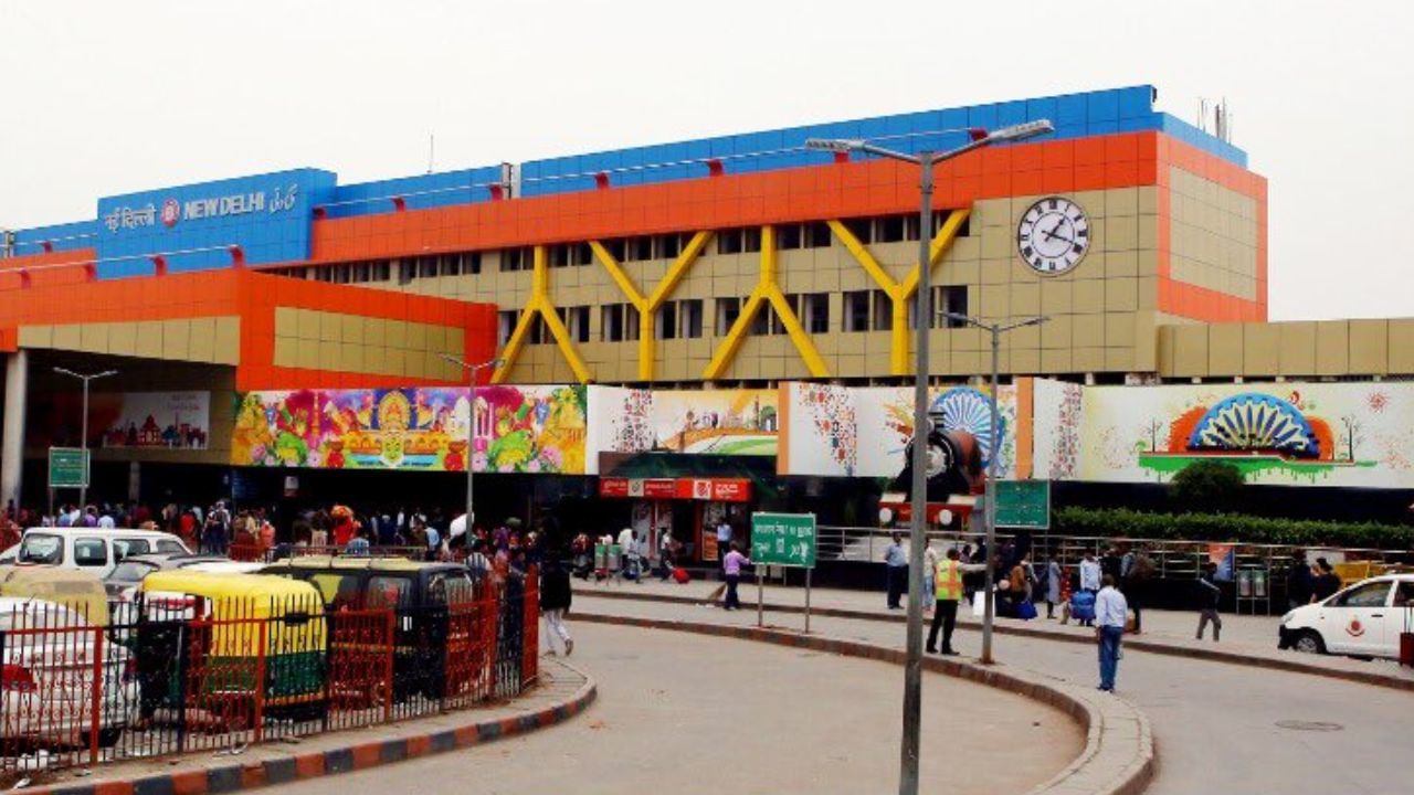 New Delhi Railway Station: ന്യൂഡല്‍ഹി റെയില്‍വേ സ്റ്റേഷന് വാജ്‌പേയിയുടെ പേര് നല്‍കണം; ബിജെപി എംപി