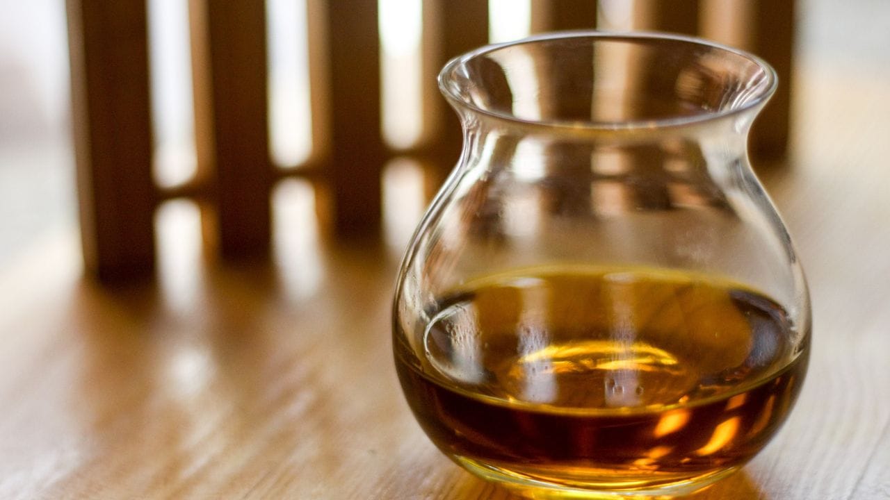 ബ്രസീല്‍- പ്രതിവര്‍ഷം 9 ദശലക്ഷം മെട്രിക് ടണ്ണിലധികം സോയാബീന്‍ എണ്ണയാണ് ബ്രസീല്‍ ഉത്പാദിപ്പിക്കുന്നത്. ബ്രസീലിന്റെ ബയോഡീസല്‍ ഉത്പാദനത്തിന്റെ വലിയൊരു ഭാഗവും ഇത് തന്നെയാണ്. 


