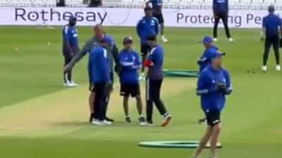 India vs England: പിച്ചിൽ നിന്ന് മാറിനിൽക്കാൻ വീണ്ടും ക്യുറേറ്ററുടെ ആവശ്യം; ഇത്തവണ അനുസരിച്ച് ഗംഭീർ