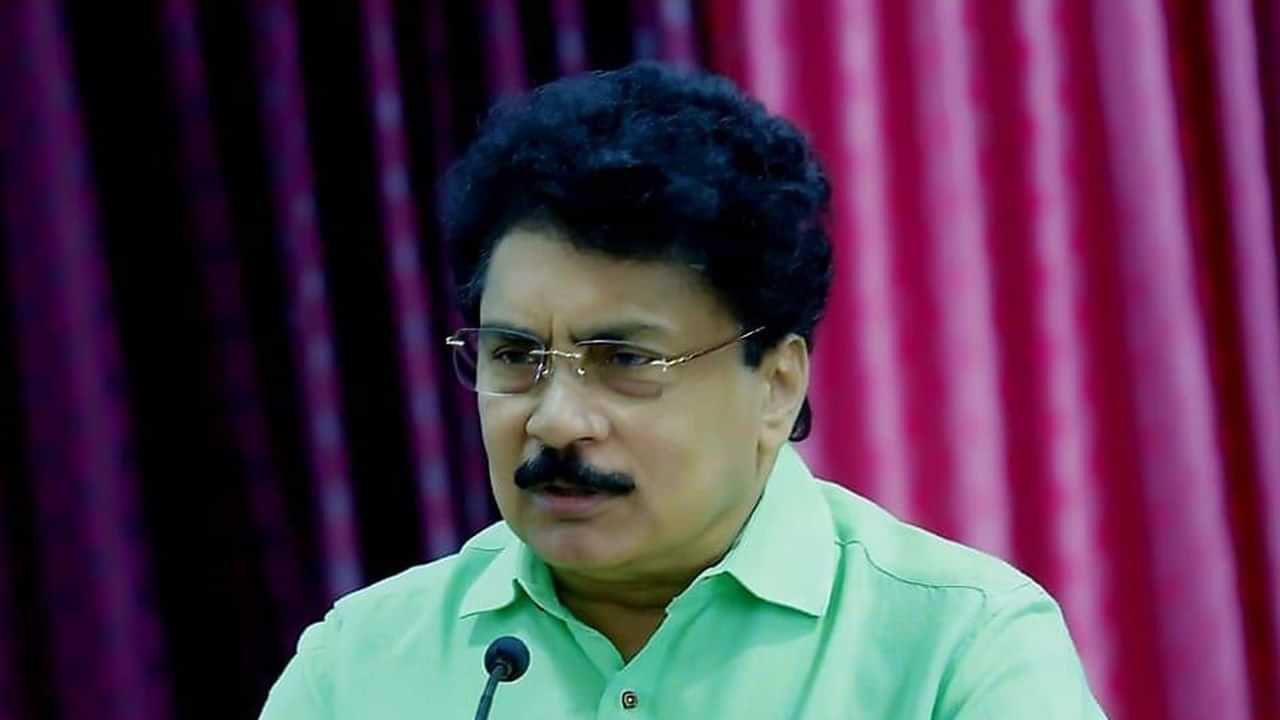 PK Sasi: കൊച്ചി പഴയ കൊച്ചിയല്ല ! സിപിഎമ്മിനെതിരെ ഒളിയമ്പുമായി പികെ ശശി, യുഡിഎഫ് നേതാക്കള്ക്കൊപ്പം വേദിയില് PK Sasi: കൊച്ചി പഴയ കൊച്ചിയല്ല ! സിപിഎമ്മിനെതിരെ ഒളിയമ്പുമായി പികെ ശശി, യുഡിഎഫ് നേതാക്കള്ക്കൊപ്പം വേദിയില്