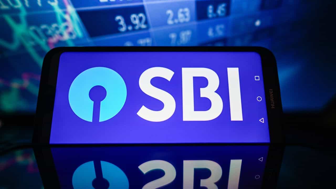 SBI Service Charge: എസ്ബിഐ ഉപഭോക്താക്കളുടെ ശ്രദ്ധയ്ക്ക്! ഐഎംപിഎസ് സേവന നിരക്കുകള്‍ നിങ്ങള്‍ക്കും ബാധകം