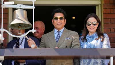 Sachin Tendulkar: ലോർഡ്സിൽ സച്ചിന് ആദരവ്; മണിമുഴക്കി മത്സരം ആരംഭിച്ചത് ഇതിഹാസതാരം