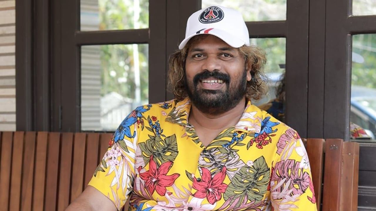 Saju Navodaya : ‘ഇന്നലെ സന്ധ്യയോടുകൂടിയാണ് അമ്മ എന്നെ പ്രസവിച്ചത് എന്ന് അയാളോട് പറയേണ്ടി വന്നു’