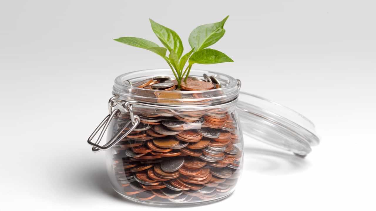 Money Saving Tips: ശമ്പളം കുറവാണെന്ന പേടി വേണ്ടാ, പണം സൂക്ഷിക്കാന് ഈ ട്രിക്കൊന്ന് പരീക്ഷിച്ച് നോക്കൂ Money Saving Tips: ശമ്പളം കുറവാണെന്ന പേടി വേണ്ടാ, പണം സൂക്ഷിക്കാന് ഈ ട്രിക്കൊന്ന് പരീക്ഷിച്ച് നോക്കൂ