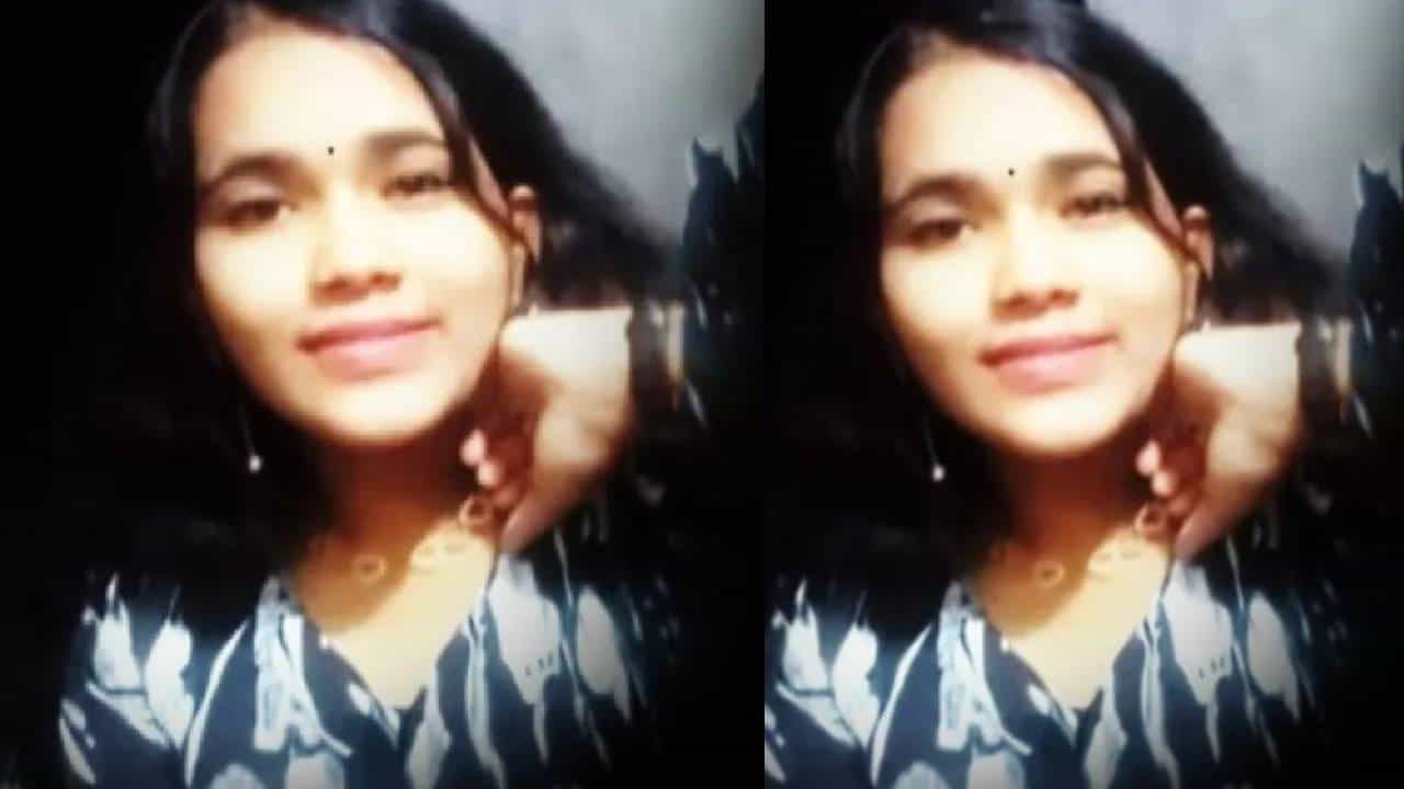 Snake Bite Death: നോവായി 16 വയസ്സുകാരി; പാമ്പുകടിയേറ്റത് അറിഞ്ഞില്ല; ശാരീരിക അസ്വസ്ഥതയെത്തുടർന്ന് ആശുപത്രിയിലെത്തിച്ച വിദ്യാർഥിനി മരിച്ചു Snake Bite Death: നോവായി 16 വയസ്സുകാരി; പാമ്പുകടിയേറ്റത് അറിഞ്ഞില്ല; ശാരീരിക അസ്വസ്ഥതയെത്തുടർന്ന് ആശുപത്രിയിലെത്തിച്ച വിദ്യാർഥിനി മരിച്ചു