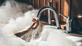 VS Achuthanandan: വിഎസിന്റെ മൃതദേഹം ഉടന്‍ എകെജി സെന്ററിലേക്ക്, നാളെ പൊതുദര്‍ശനം; സംസ്‌കാരം ബുധനാഴ്ച വലിയ ചുടുകാട്ടില്‍