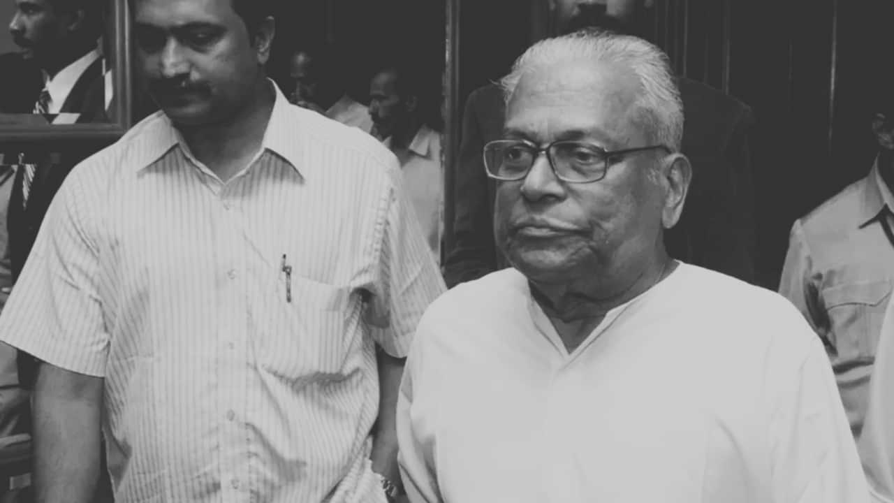 V.S Achuthanandan: അന്ന് വി.എസിൻ്റെ രക്തക്കുഴലുകളുടെ പരിശോധനാ ഫലം ഞെട്ടിച്ചു ; ശബരിമലക്ക് യാത്രക്ക് മുൻപെത്തിയ കോൾ