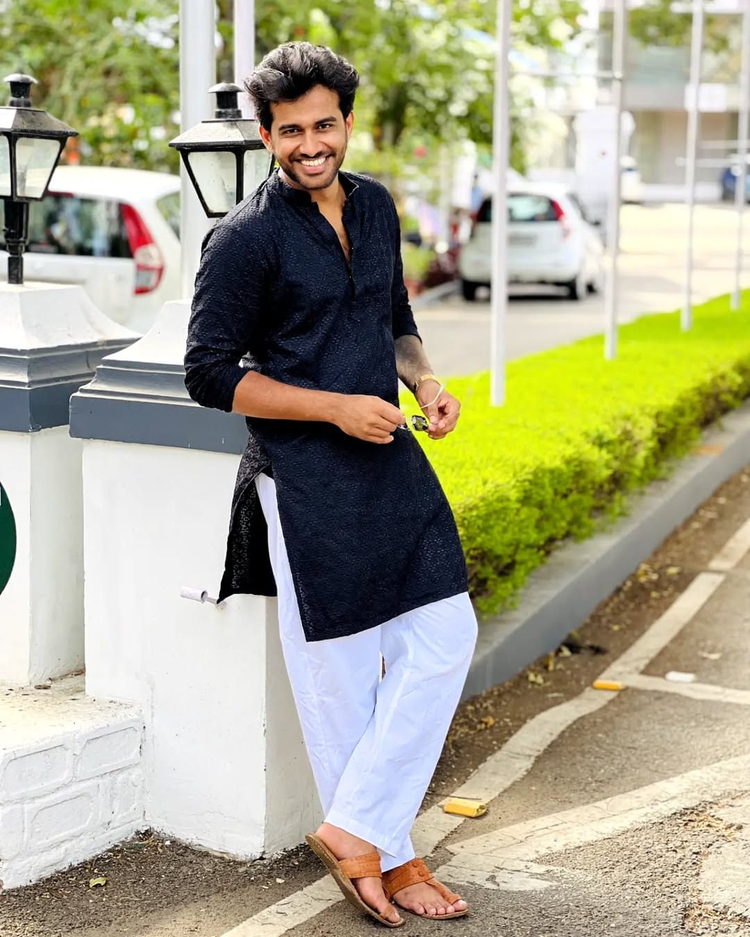 രണ്ട് വര്‍ഷത്തിന് ശേഷം ദിയയുടെ പ്രസവ വീഡിയോ പുറത്തുവന്നതിന് പിന്നാലെ വൈഷ്ണവ് യൂട്യൂബില്‍ ഒരു വീഡിയോ പങ്കിട്ടിരുന്നു. എന്നാല്‍ വീഡിയോക്ക് വെറും നാലായിരത്തോളം വ്യൂസ് ആണ് ലഭിച്ചത്. കൂടാതെ നെഗറ്റീവ് കമന്റുകളും വന്നു.