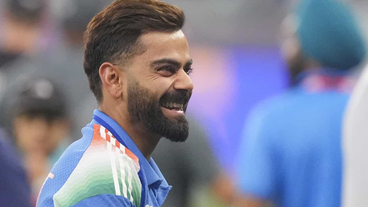 Virat Kohli: വിരമിച്ചാലും റെക്കോഡുകള് വിടാതെ വിരാട് കോഹ്ലി, ഇത്തവണ സ്വന്തമാക്കിയത് ഈ നേട്ടം Virat Kohli: വിരമിച്ചാലും റെക്കോഡുകള് വിടാതെ വിരാട് കോഹ്ലി, ഇത്തവണ സ്വന്തമാക്കിയത് ഈ നേട്ടം