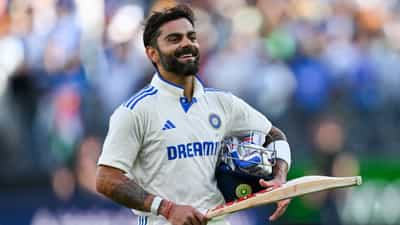 Virat Kohli: മീശ കളറടിച്ച് തുടങ്ങുമ്പോൾ മനസ്സിലാക്കണം; ടെസ്റ്റ് വിരമിക്കലിൻ്റെ കാരണം പറഞ്ഞ് വിരാട് കോലി