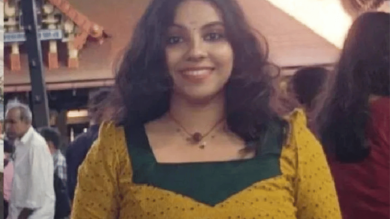 Athulya Satheesh Death Case: ജനിച്ചത് പെണ്‍കുഞ്ഞാണെന്ന് പറഞ്ഞ് ഉപദ്രവം, മൂത്രംവരെ കുടിപ്പിച്ചു - അതുല്യയുടെ അനുഭവങ്ങൾ പങ്കുവെച്ച് സുഹൃത്ത്
