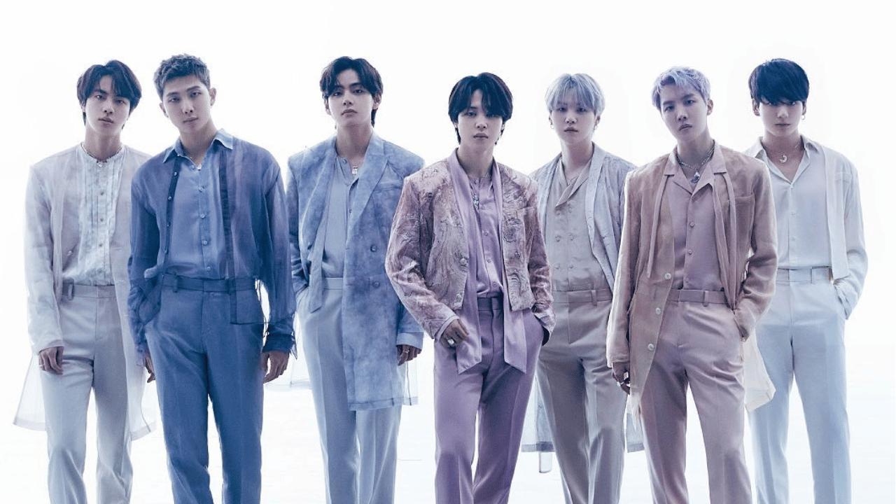 യാത്രക്കാരുടെ യാത്രാ വിവരങ്ങൾ രഹസ്യമായി സൂക്ഷിക്കേണ്ട ഉദ്യോഗസ്ഥൻ അത് ബ്രോക്കർമാർക്ക് നൽകുകയും പണം കൈപ്പറ്റുകയും ചെയ്യുകയായിരുന്നു. ഇതൊരു വലിയ ബിസിനസ്സായി വരികയായിരുന്നു. 
