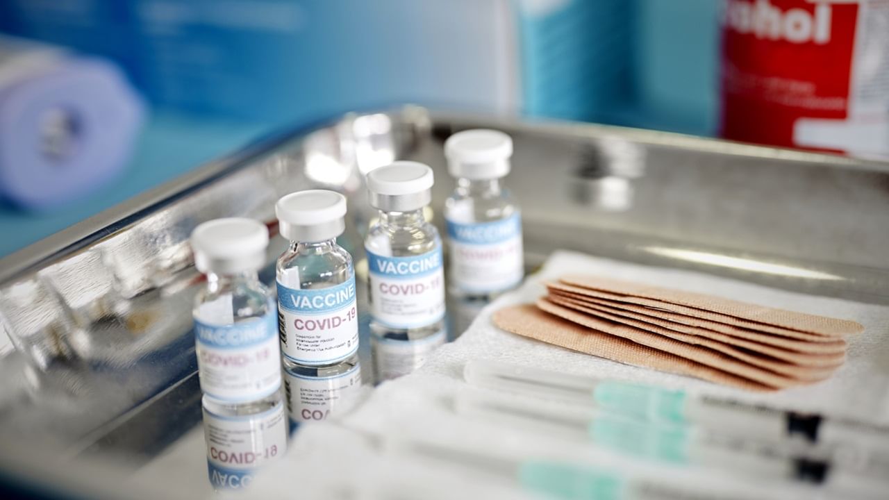 COVID 19 vaccine: ആ മരണങ്ങള്‍ക്ക് പിന്നില്‍ കോവിഡ് വാക്‌സിനല്ല, വ്യക്തമാക്കി കേന്ദ്രം