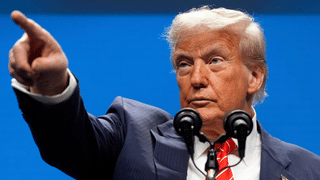 Vladimir Putin: യുക്രൈനില്‍ ചെന്ന് റഷ്യയ്ക്ക് വിവരങ്ങള്‍ ചോര്‍ത്തി നല്‍കി; അമേരിക്കക്കാരന്‍ ഡാനിയേല്‍ ഇനി റഷ്യക്കാരന്‍; പുട്ടിന്റെ സമ്മാനം